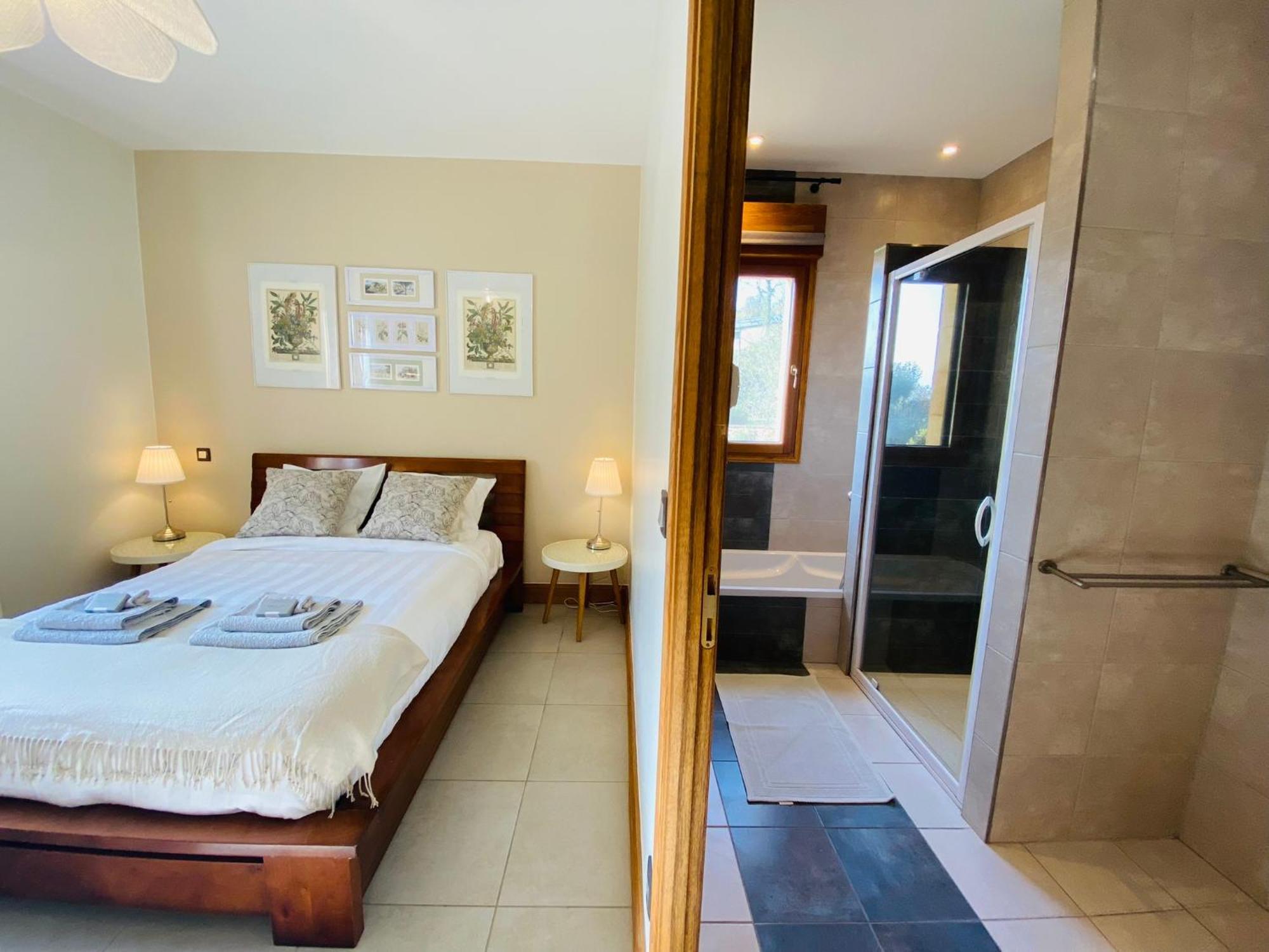 Bed and Breakfast Le Hibou Heureux Bézenac Zewnętrze zdjęcie